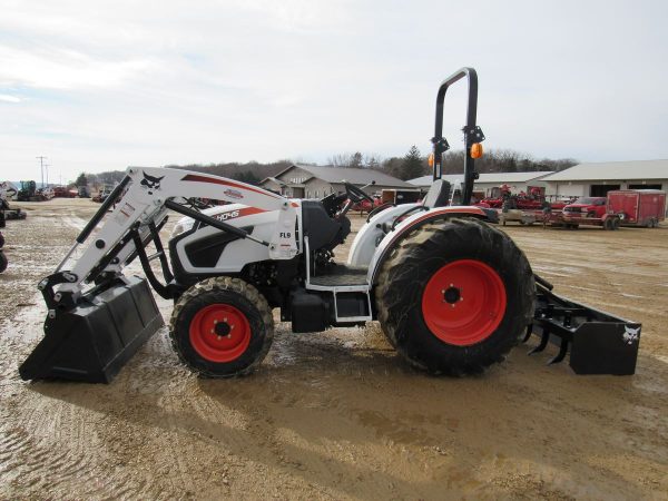 Compact Tractor (Bobcat)