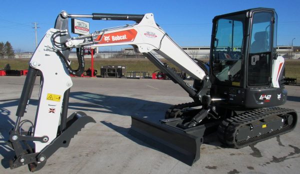 Mini Excavator (Bobcat)